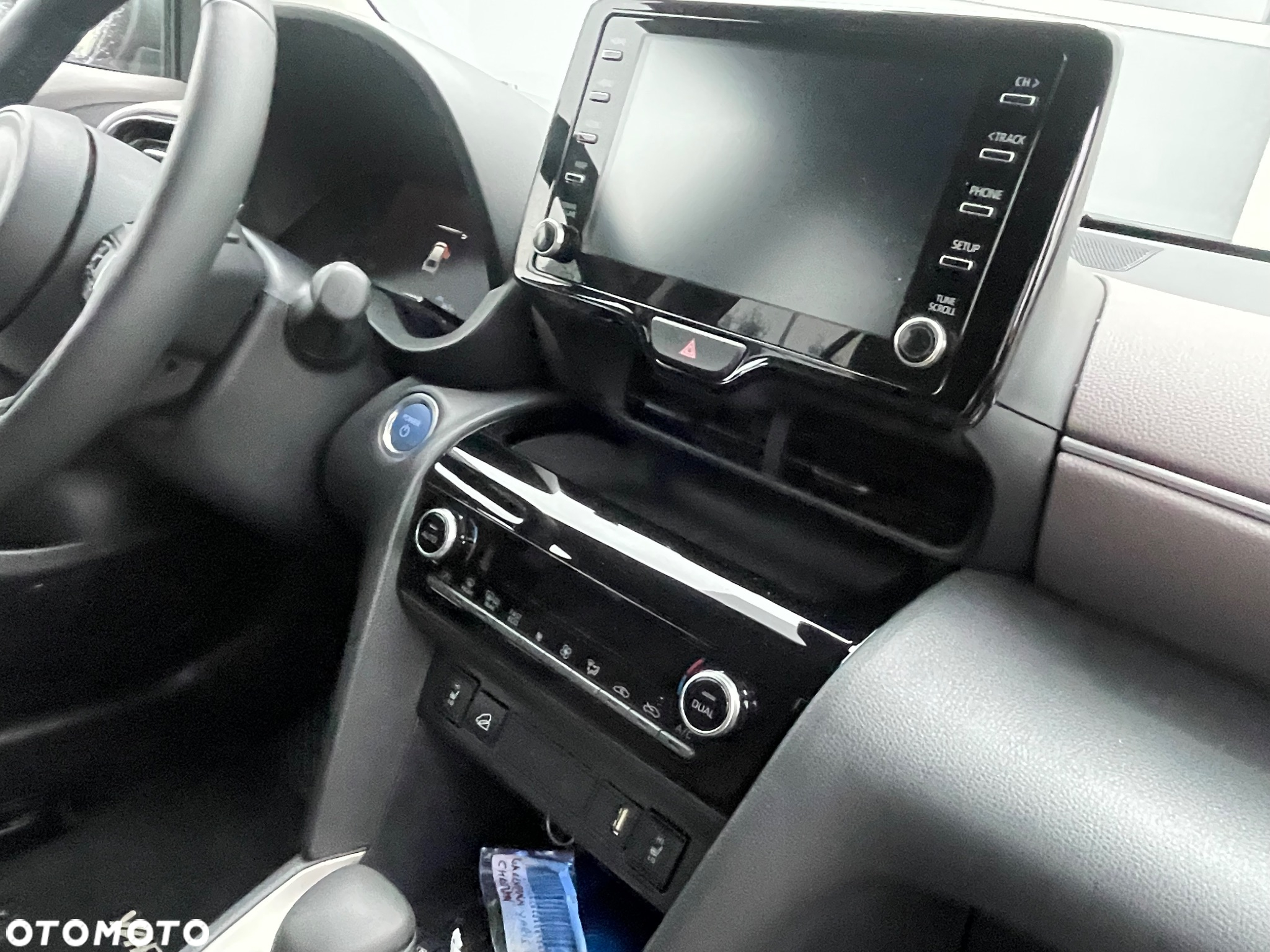 Toyota Yaris Cross Hybrid 130 1.5 VVT-i AWD-i Teamplayer - 13