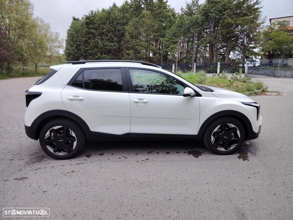 Kia Stonic 1.0 T-GDi Tech - 2