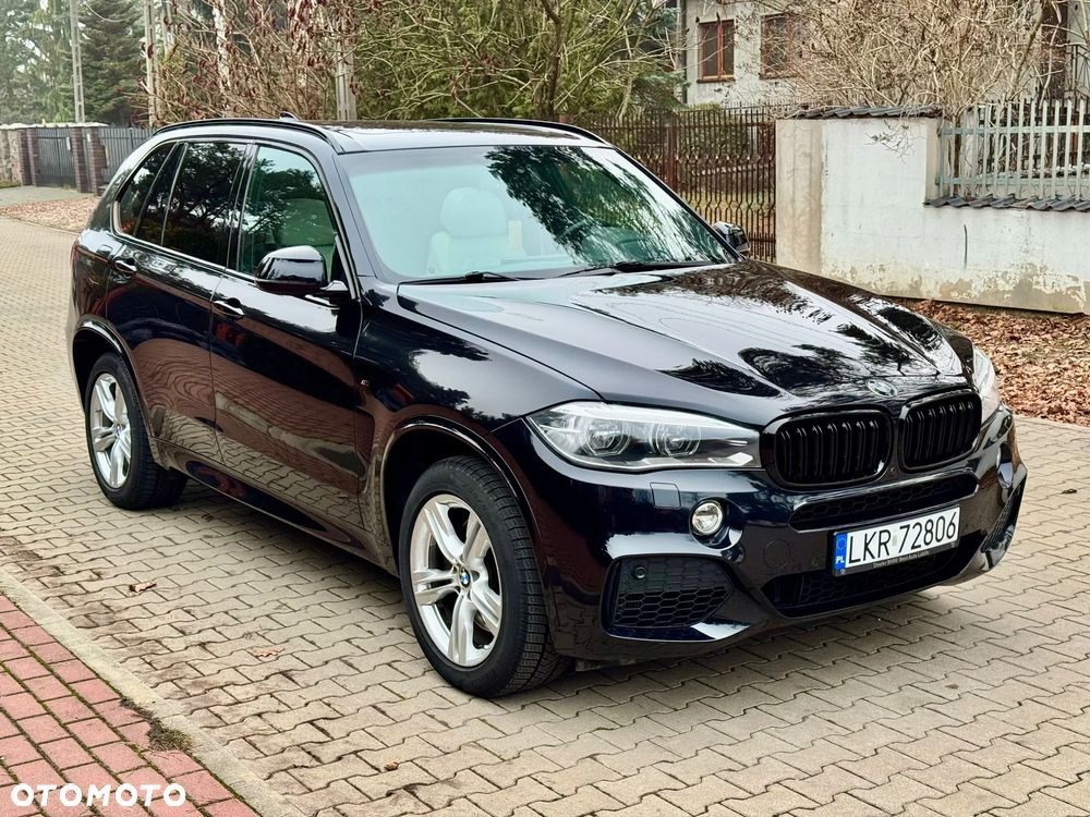 BMW X5 xDrive50i Sport-Aut - 3