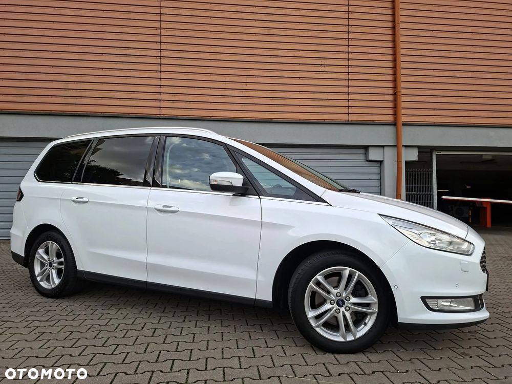 Ford Galaxy 2.0 TDCi Titanium - 18