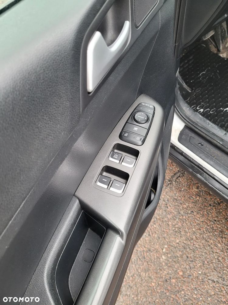 Kia Sportage 1.6 T-GDI M 2WD DCT - 17