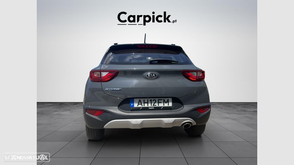 Kia Stonic 1.2 by FILA - 5