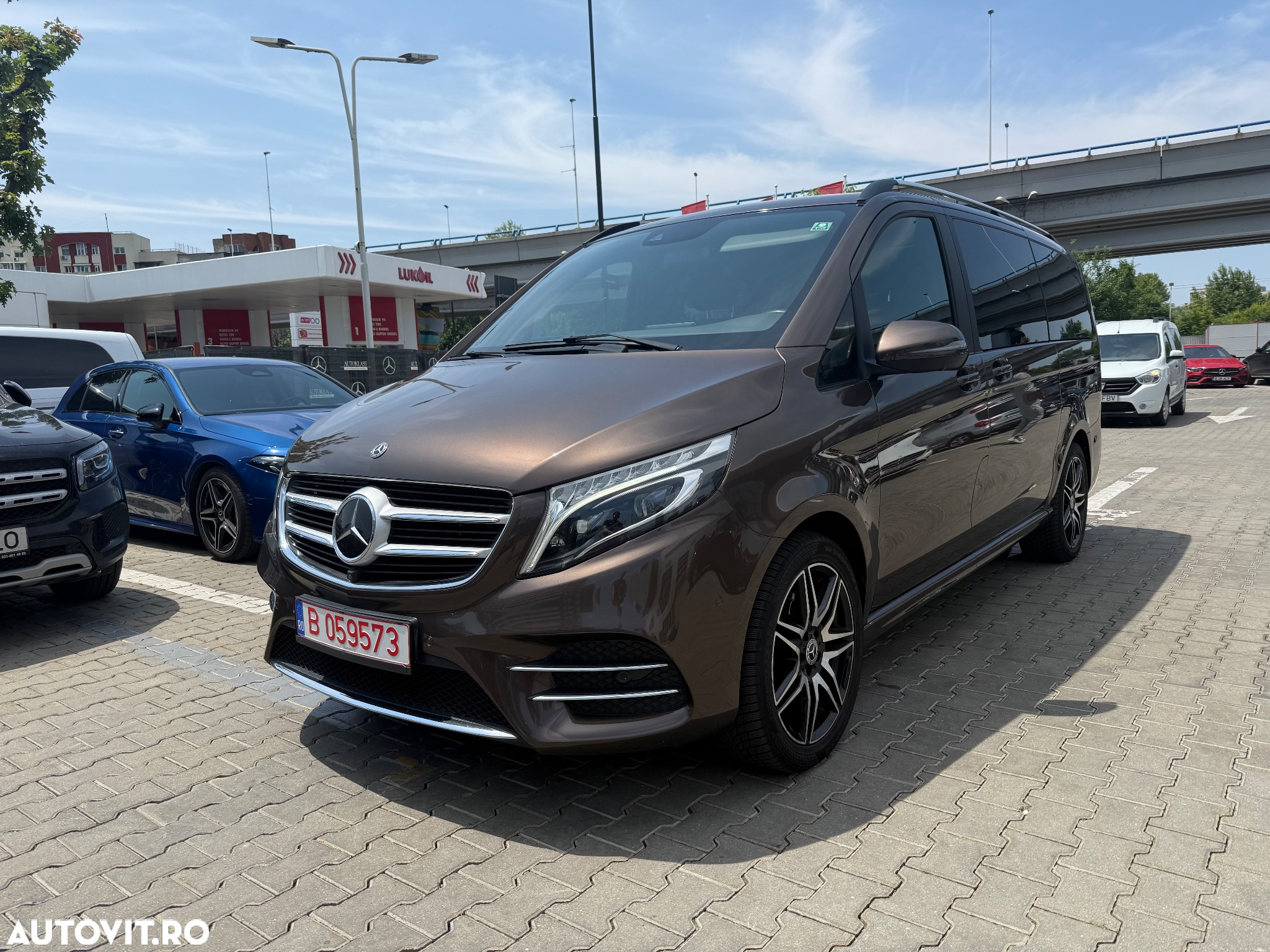 Mercedes-Benz V 250 d lang 4Matic 7G-TRONIC Exclusive Edition - 2