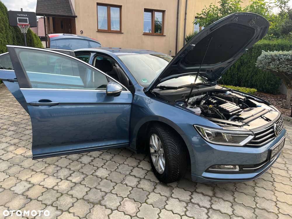 Volkswagen Passat - 30