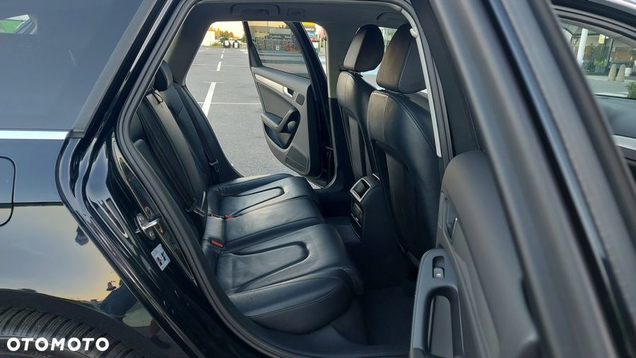Audi A4 Avant 2.0 TDI - 14