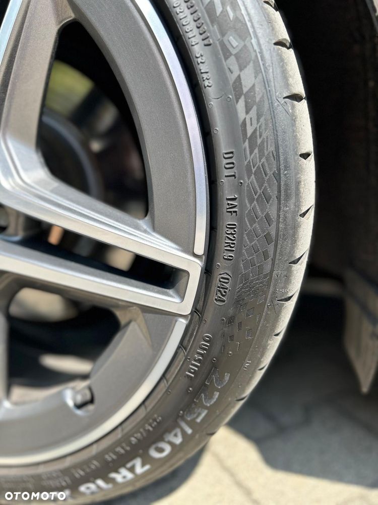 Mercedes-Benz Klasa C 250 CGI Automatik BlueEFFICIENCY SPORT EDITION - 23