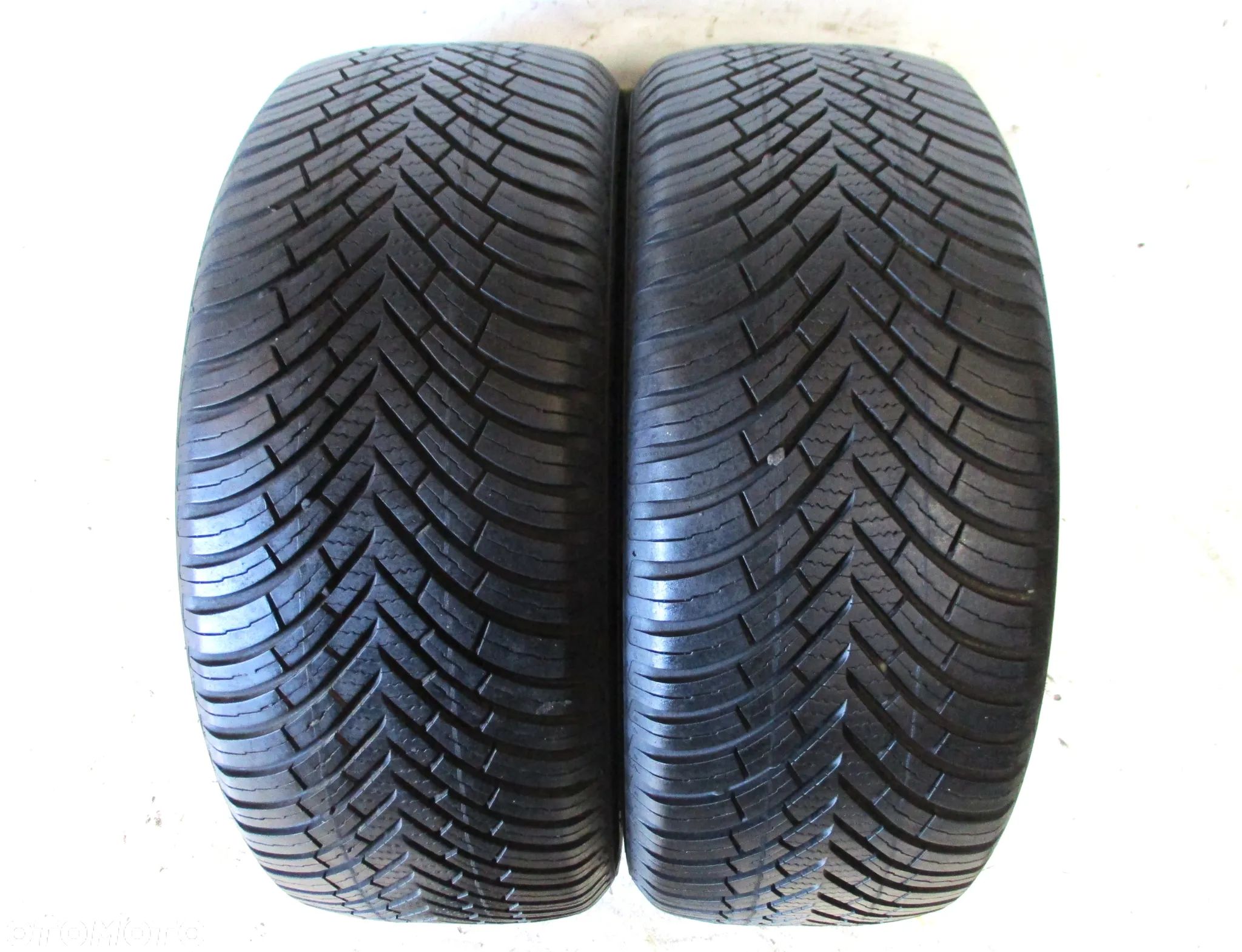 OPONY 205 45 16 83H VREDESTEIN - CAŁOROCZNE - 1