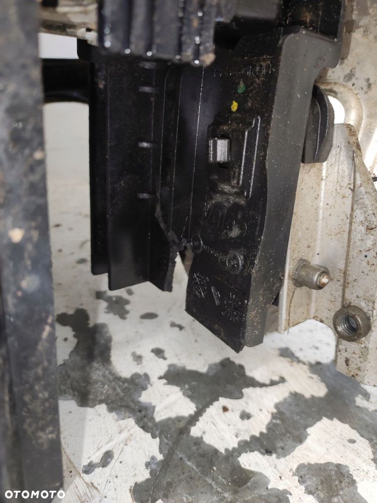 pas belka wzmocnienie chłodnice bmw iii 3 gt f34 2.0d - 15