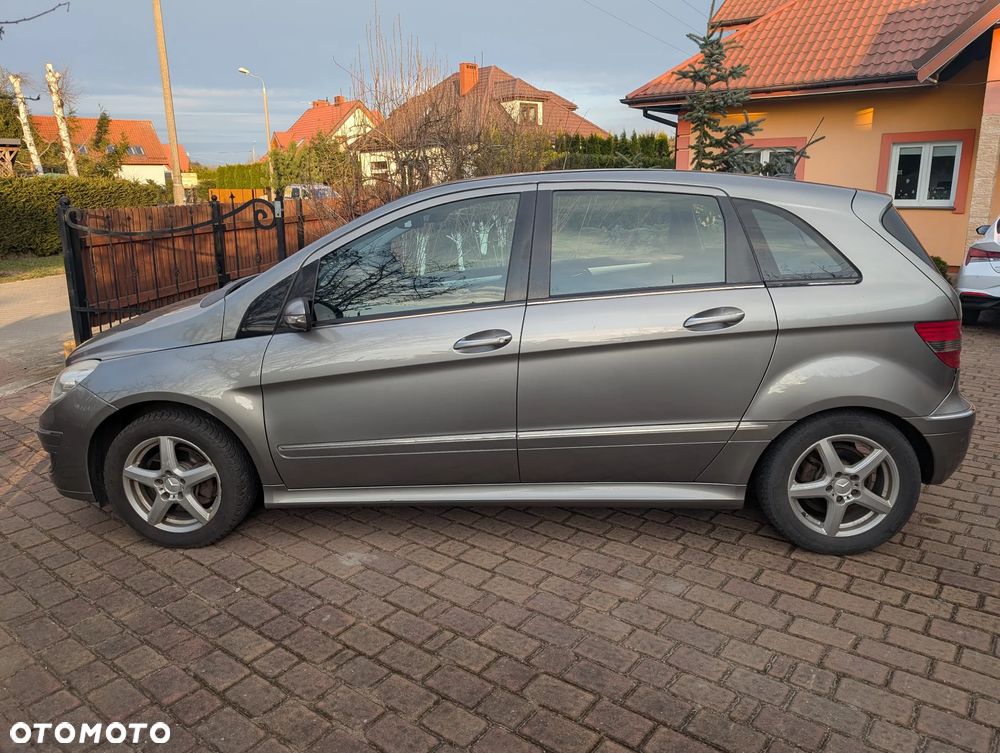 Mercedes-Benz Klasa B 180 CDI - 4
