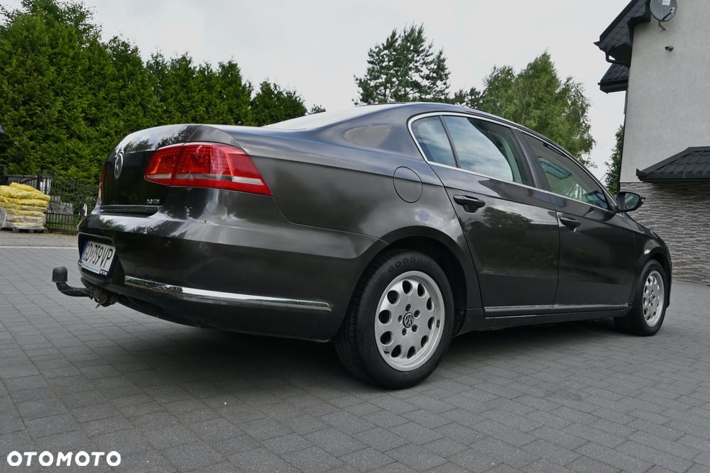 Volkswagen Passat 2.0 TDI Highline - 8