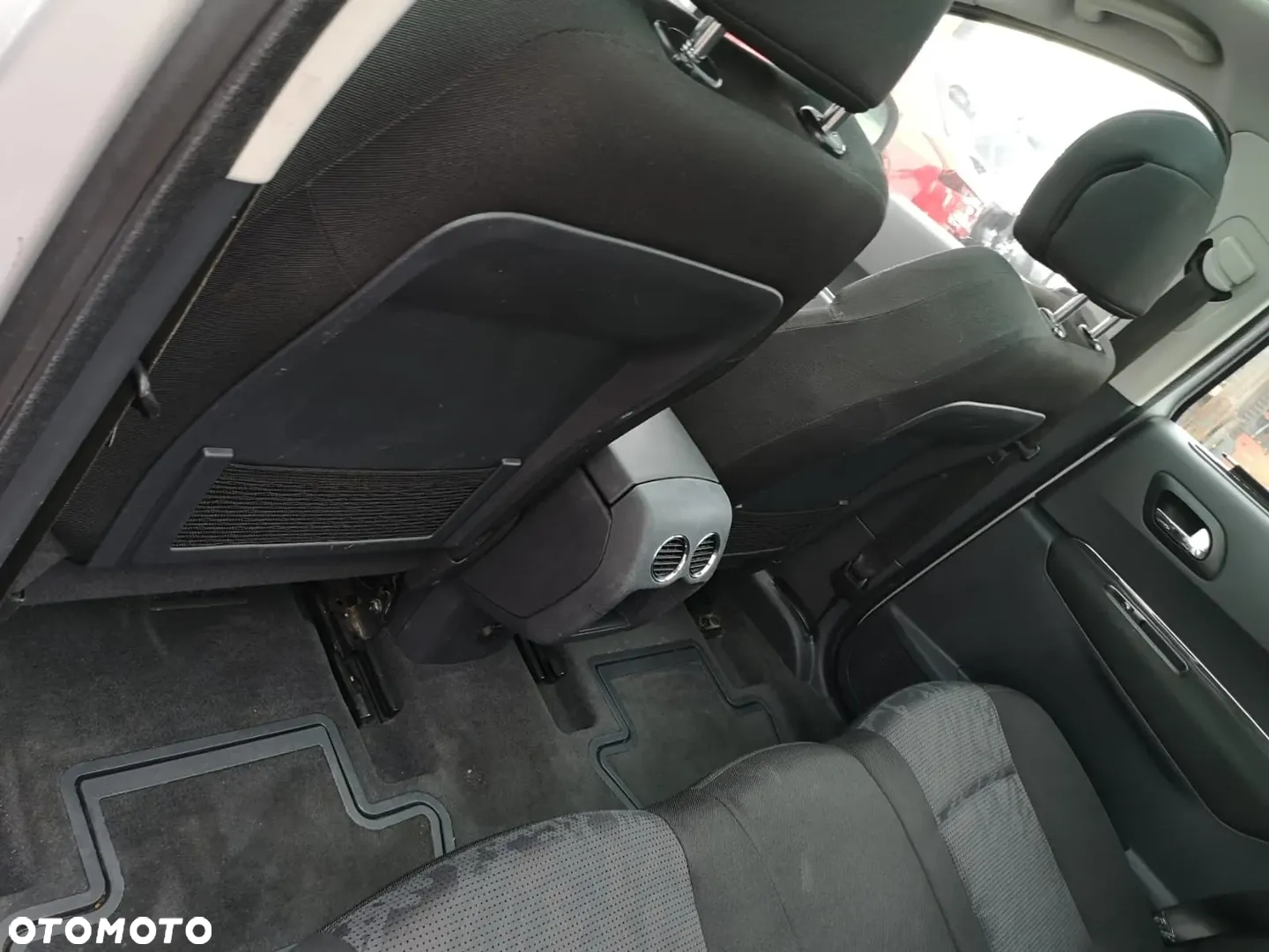 Peugeot 3008 - 18
