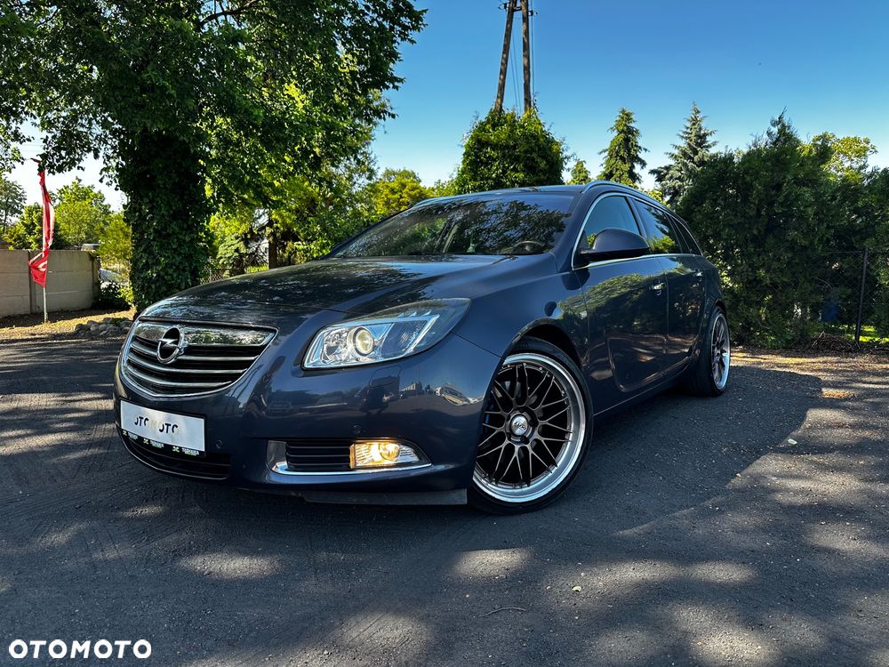 Opel Insignia 2.0 Turbo 4x4 Cosmo - 2