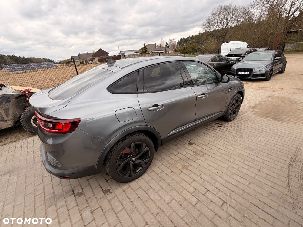 Renault Arkana TCe 140 EDC R.S LINE - 11