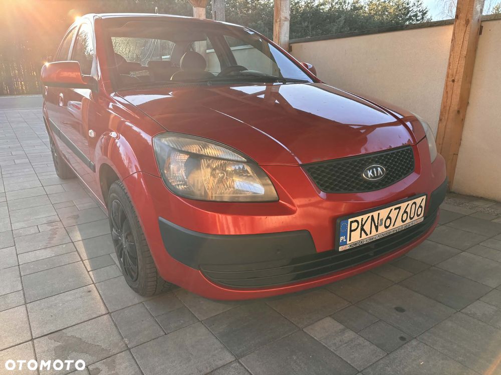 Kia Rio - 1