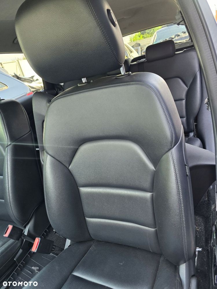 MERCEDES B W246 FOTELE KANAPA TUNEL CZARNA SKÓRA - 4
