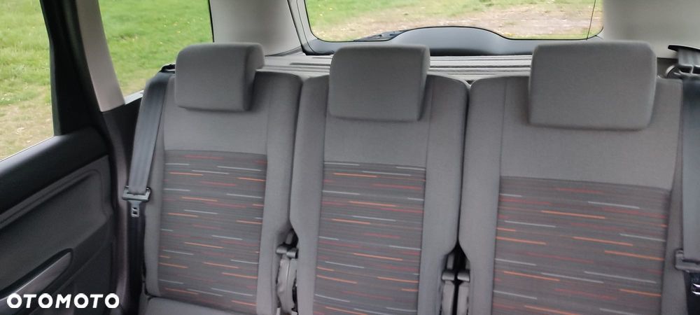 Ford C-MAX 1.6 TDCi Ambiente - 17