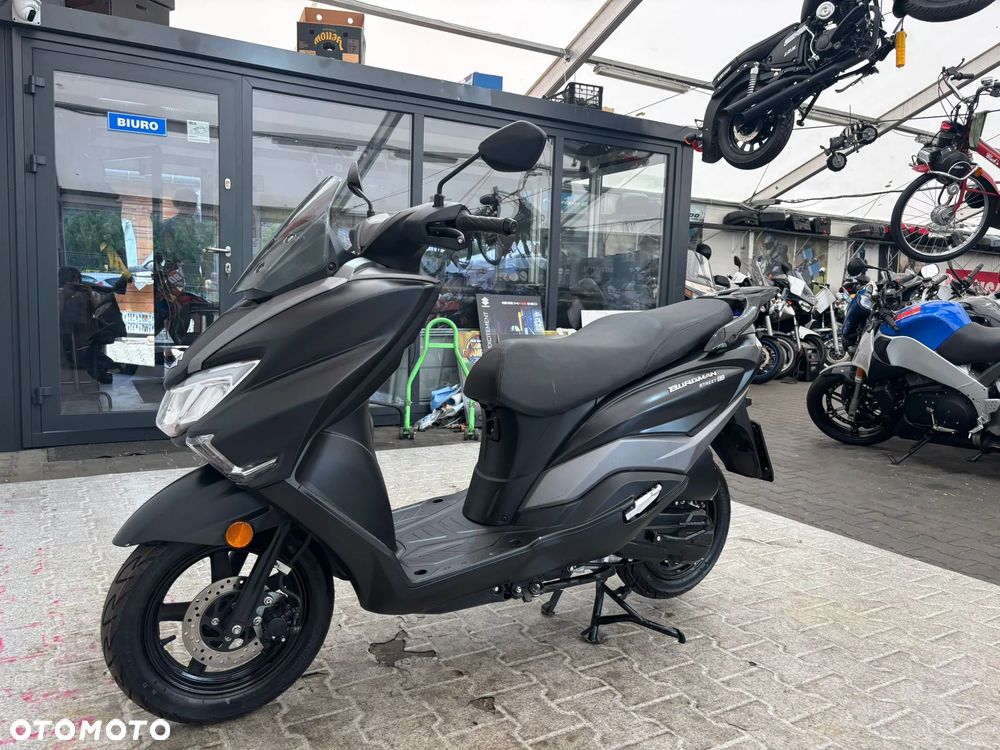 Suzuki Burgman - 13