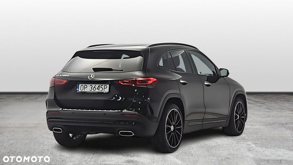 Mercedes-Benz GLA 200 d - 5