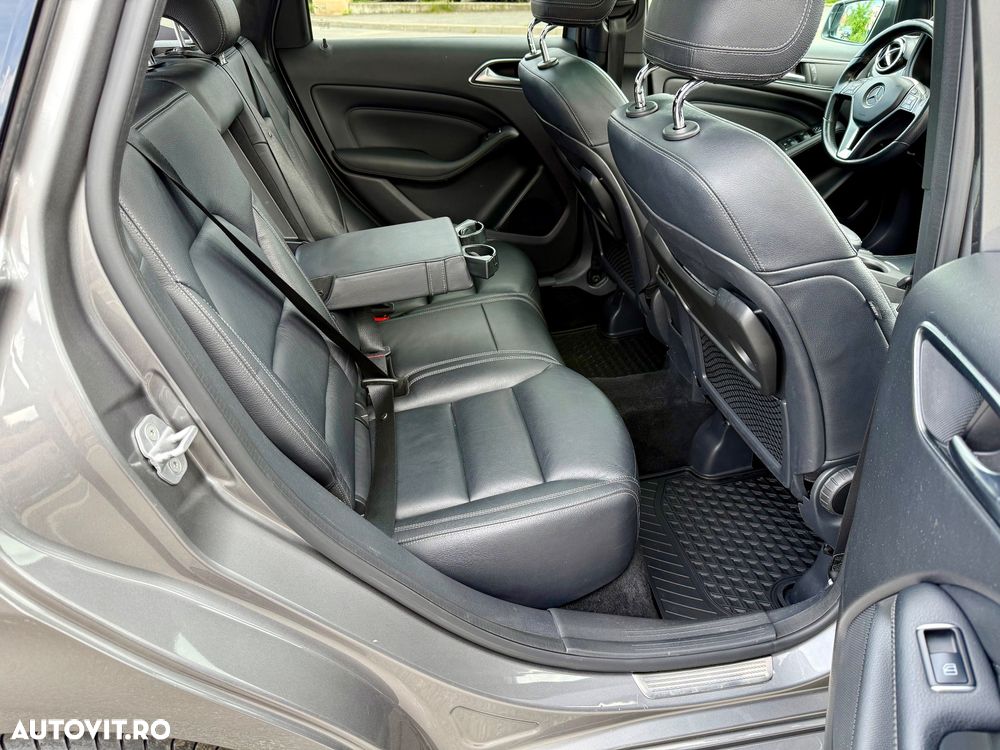 Mercedes-Benz B 200 - 21