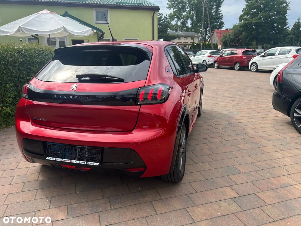 Peugeot 208 Elektromotor 136 Allure+ - 7
