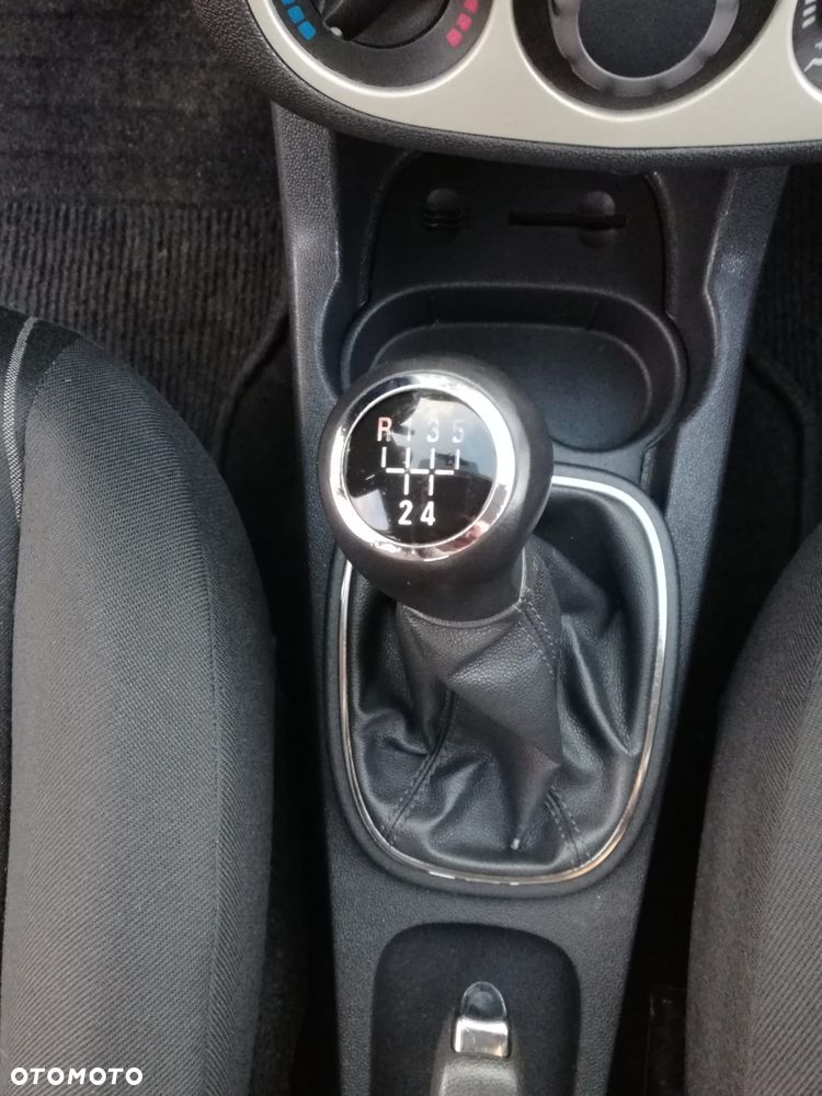 Opel Corsa 1.2 16V Innovation 110 Jahre - 19