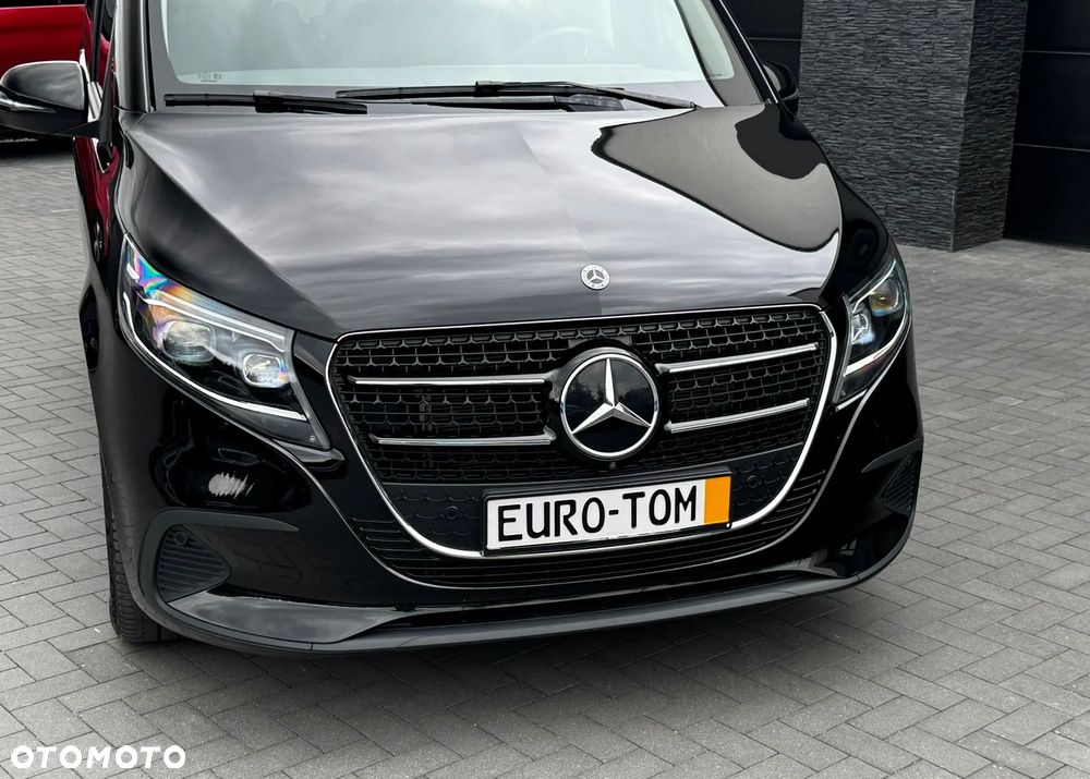 Mercedes-Benz Klasa V 300 d lang 9G-TRONIC Avantgarde - 28