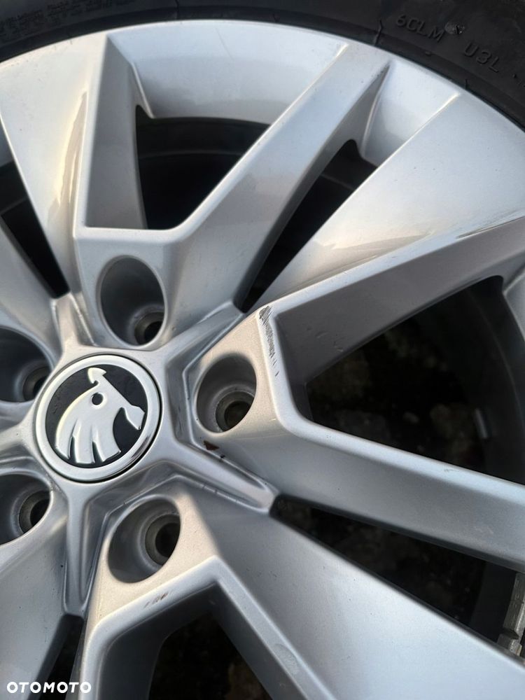 KOŁA ALU FELGI SKODA KAROQ 5X112 215 55 17 BRIDGESTONE 215 55 17 JAK NOWE Letnie - 11