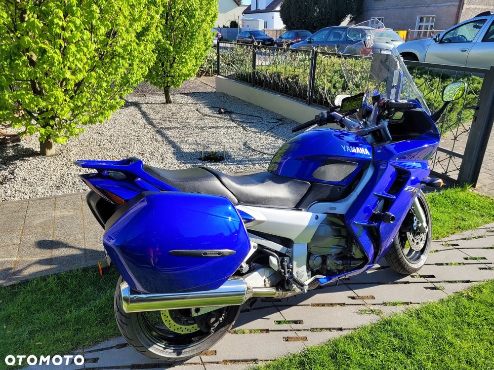 Yamaha FJR - 2