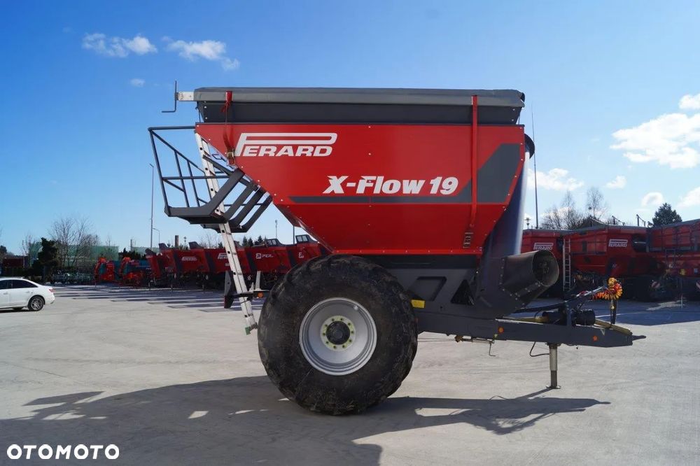 PERARD óz Przeładowczy Przyczepa Przeładowcza X-FLow 19m3 - 8