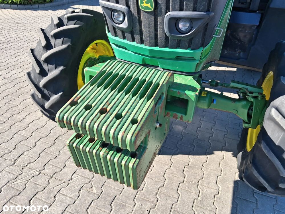 John Deere 6110 R - 8