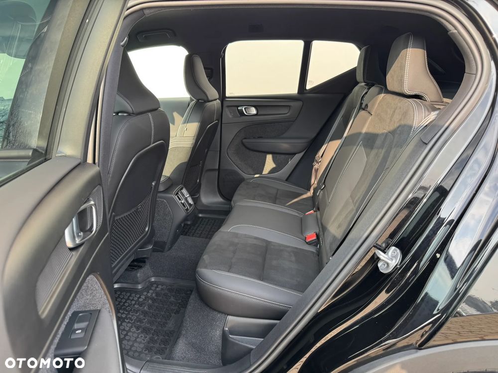 Volvo XC 40 B3 Core - 13