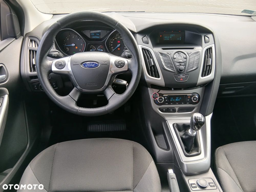 Ford Focus 1.6 TDCi Ambiente - 8
