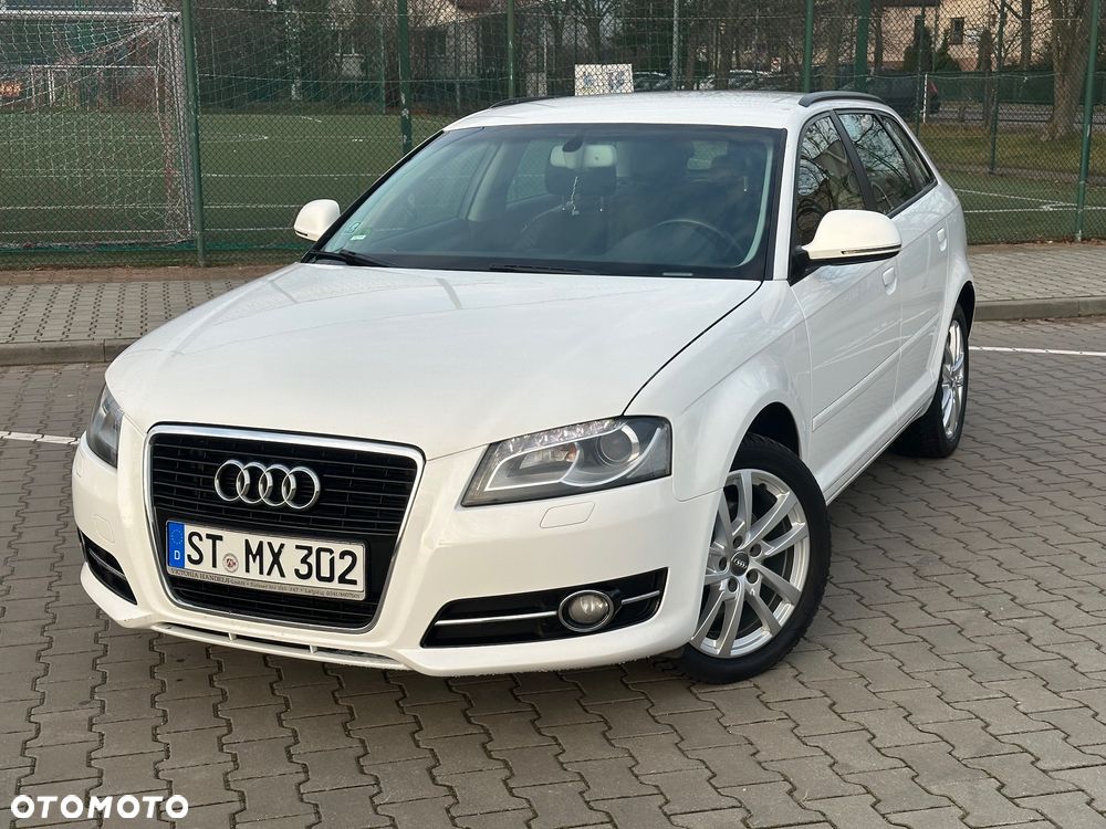Audi A3 Sportback 1.4 TFSI Ambiente - 19