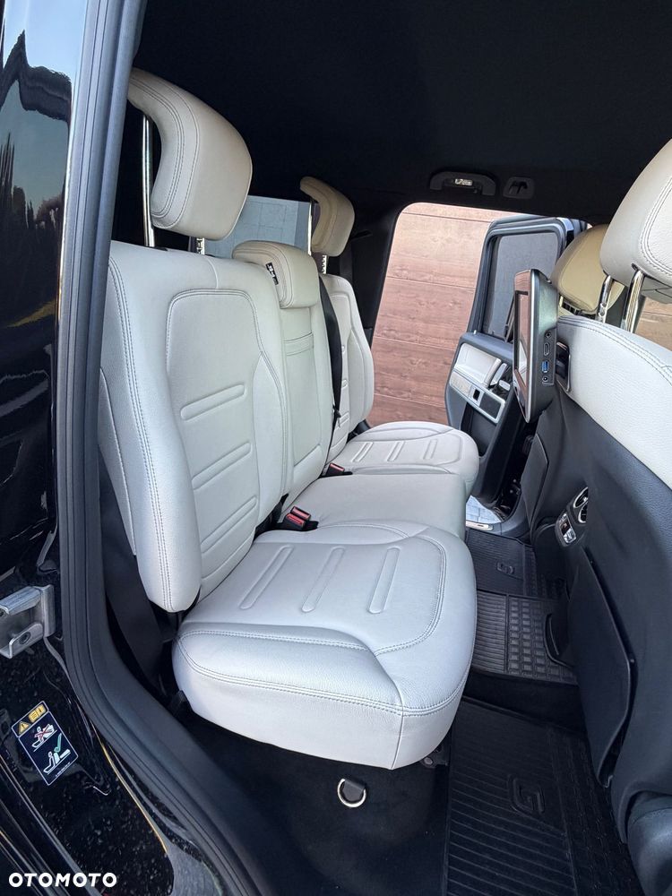 Mercedes-Benz Klasa G 400 d - 14