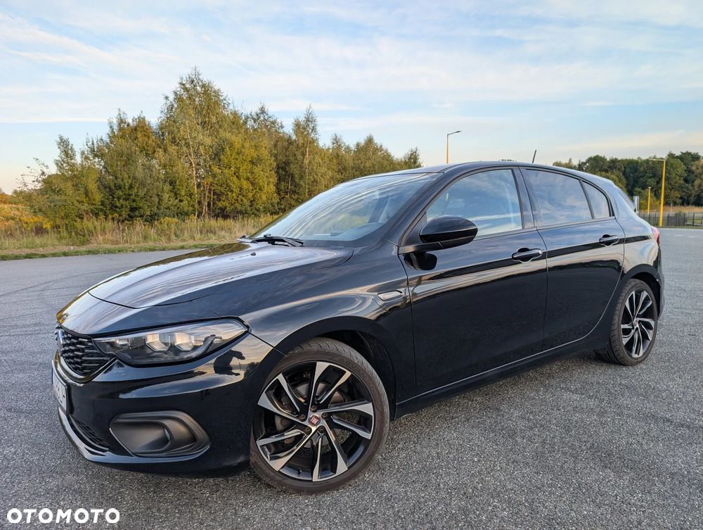 Fiat Tipo - 12