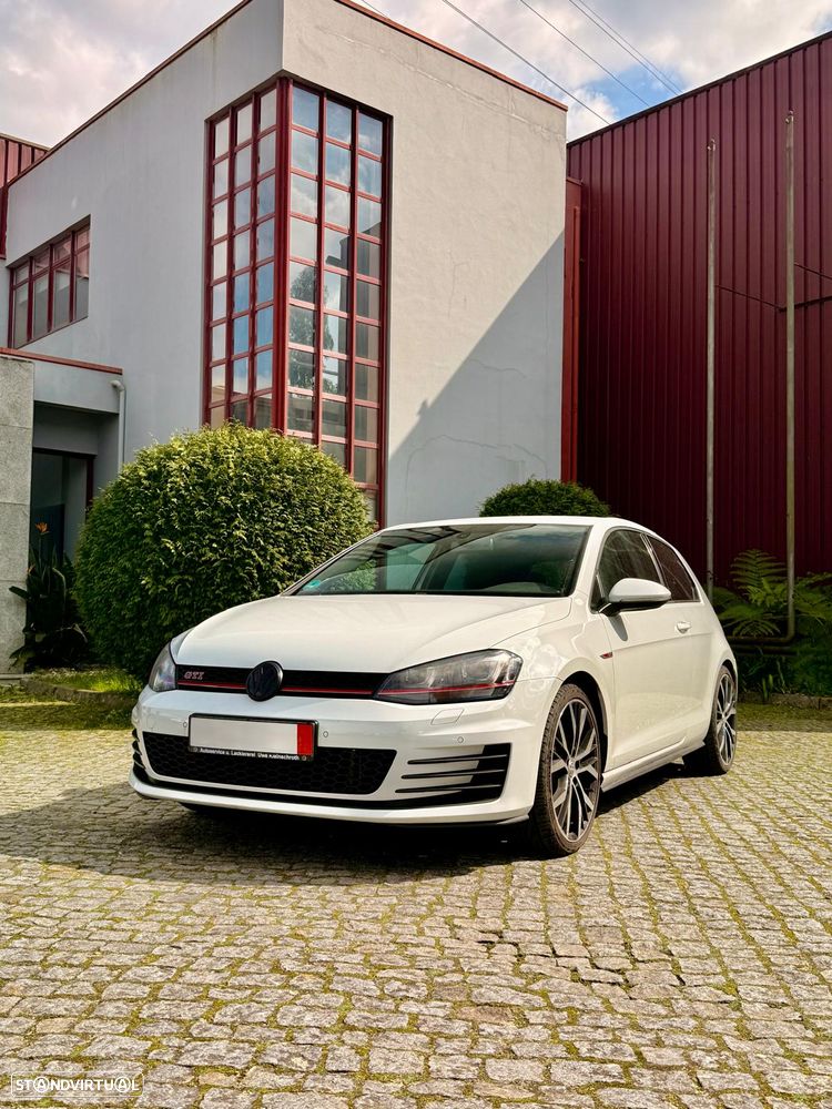 VW Golf 2.0 TSi GTi Performance - 5