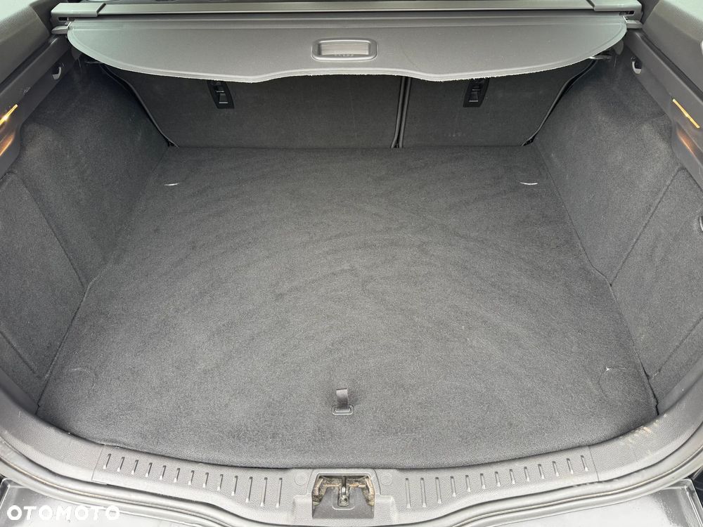 Ford Focus 1.0 EcoBoost Titanium - 23