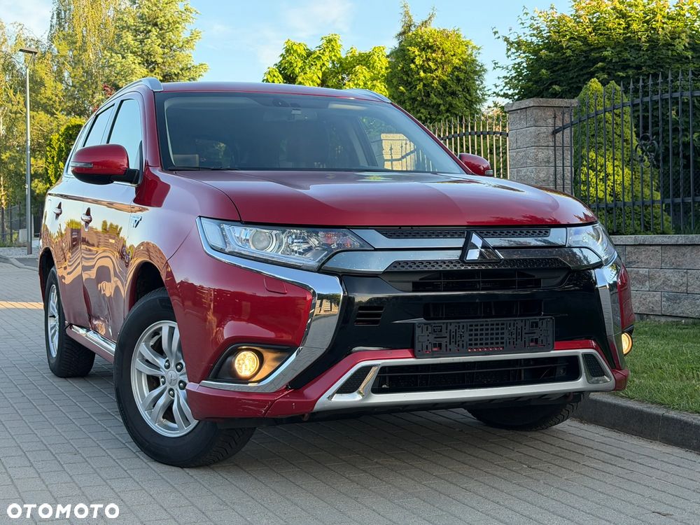 Mitsubishi Outlander Intense + - 6