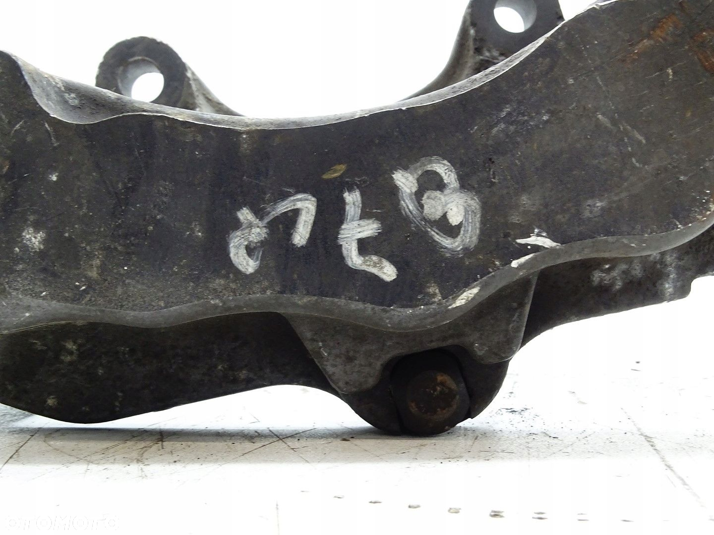 ZACISK HAMULCOWY PRAWY PRZÓD PRZEDNI AUDI Q7 4L 3.0 TDI 6 TŁOK BREMBO - 7