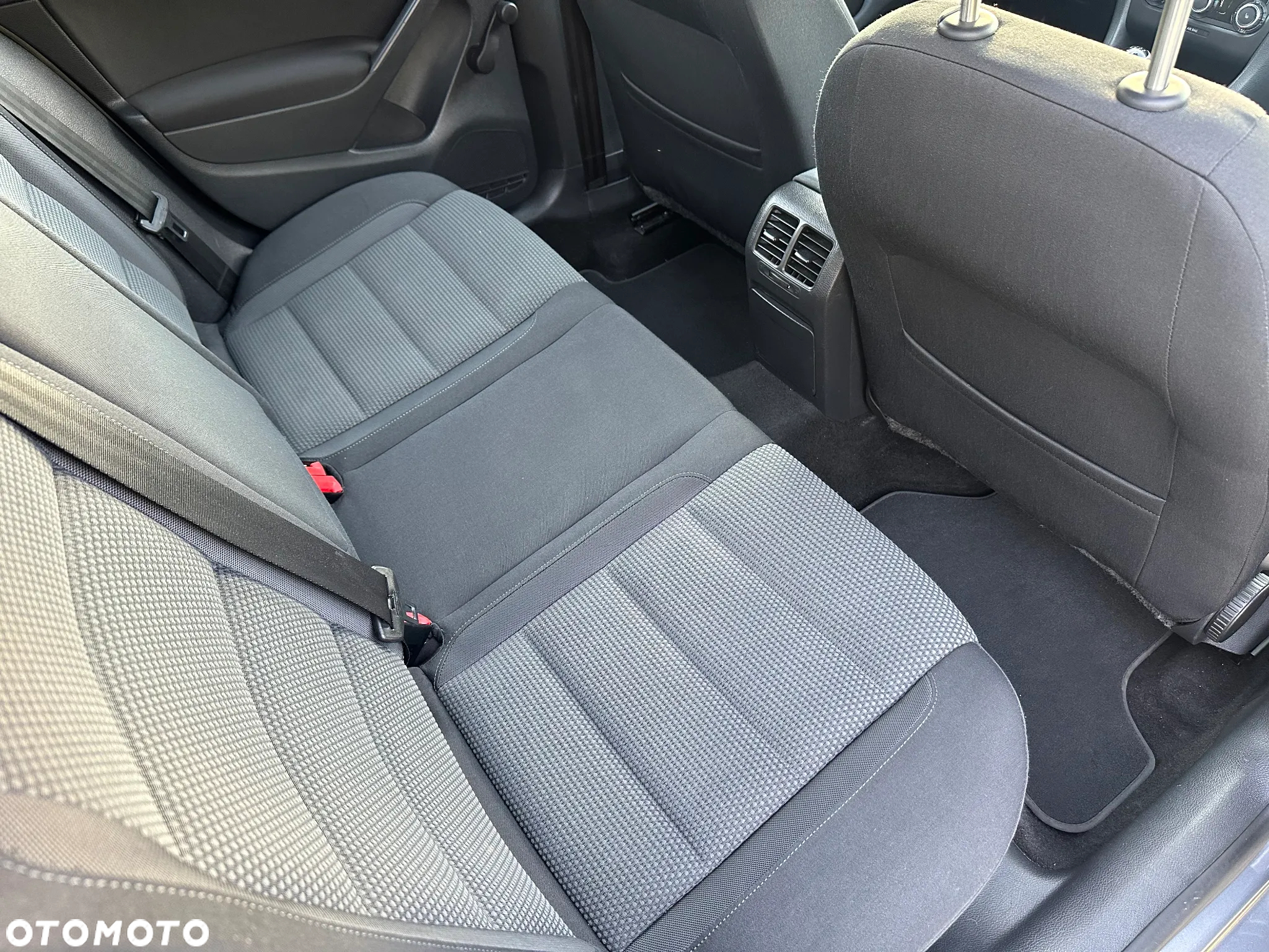 Volkswagen Golf 1.6 Trendline - 31