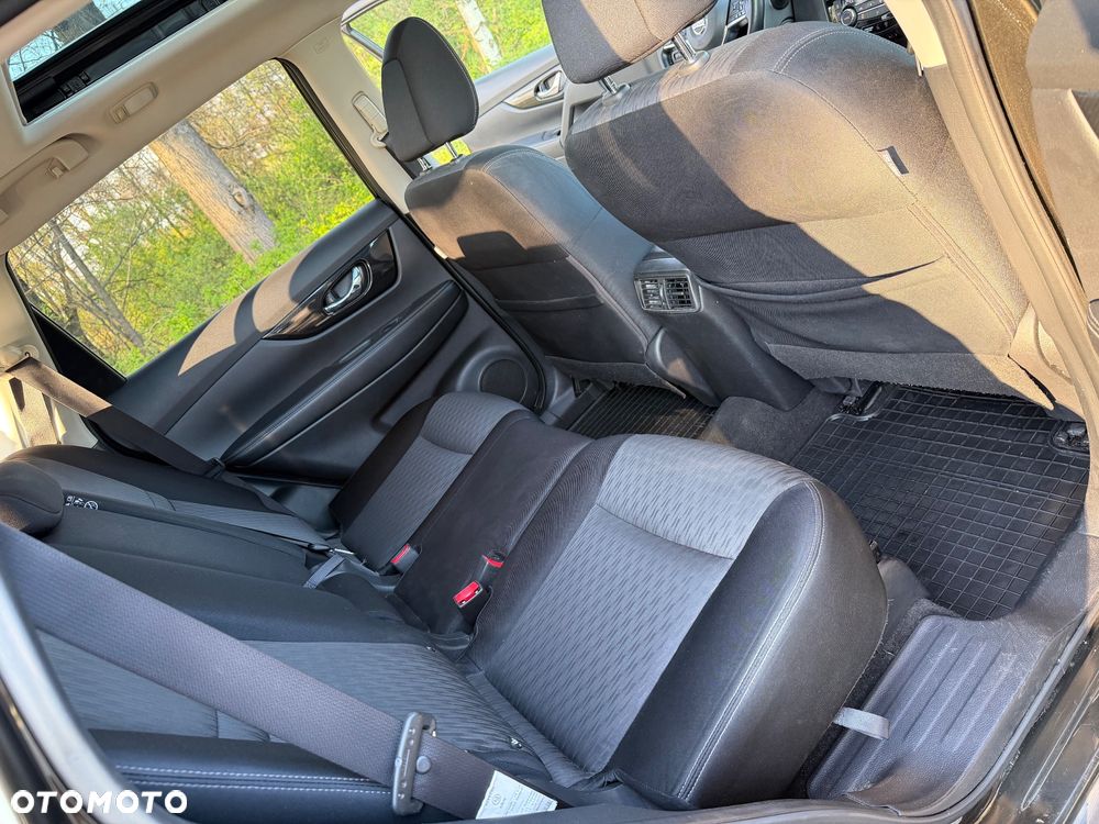 Nissan X-Trail 2.0 dCi ALL-MODE 4x4i Xtronic Tekna - 23