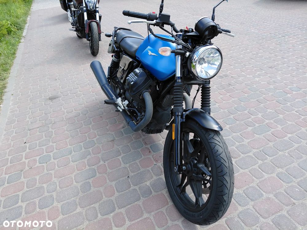 Moto Guzzi V7 - 8