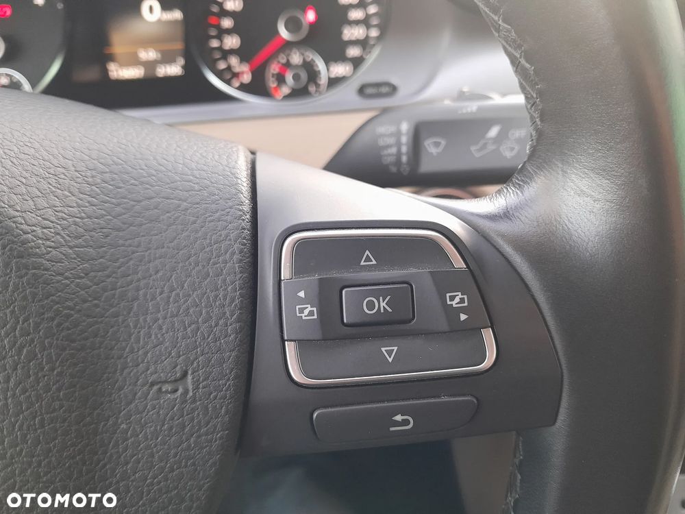 Volkswagen CC 2.0 TDI BlueMotion Technology DSG - 24