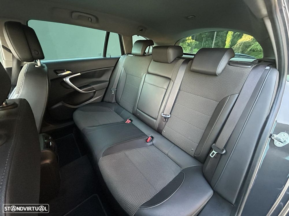 Opel Insignia Sports Tourer 2.0 CDTi Executive S/S - 9