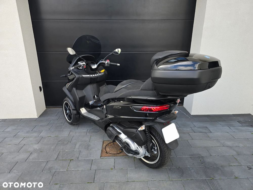 Piaggio MP-3 - 11