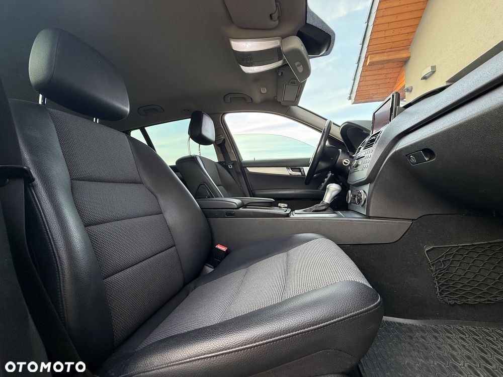 Mercedes-Benz Klasa C 200 CDI DPF Automatik Avantgarde - 14