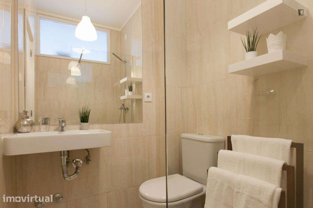 Apartamento com 2 quartos - localizado em Santo Ildefonso Porto - Grande imagem: 2/28