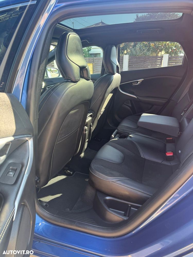 Volvo V40 D3 Aut. Inscription - 11