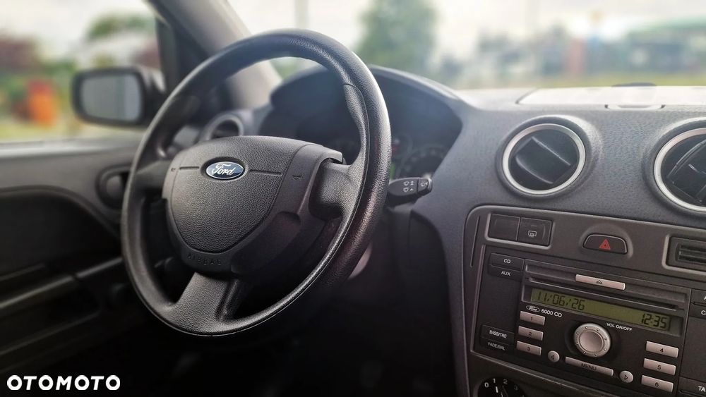 Ford Fusion 1.4 Ambiente - 5