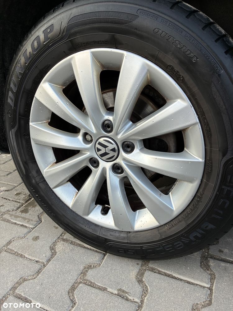 Volkswagen Passat - 14